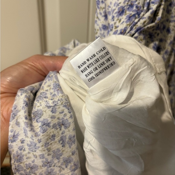 Flower Garden Maxi Dress - Picture 5 of 6